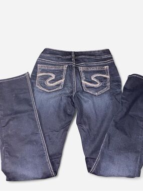 Silver Jeans Co Women’s Jeans with Contrast Pocket Stitching